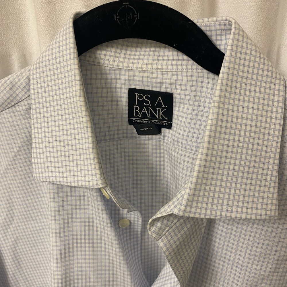 Men’s casual long sleeve shirt. White cotton.